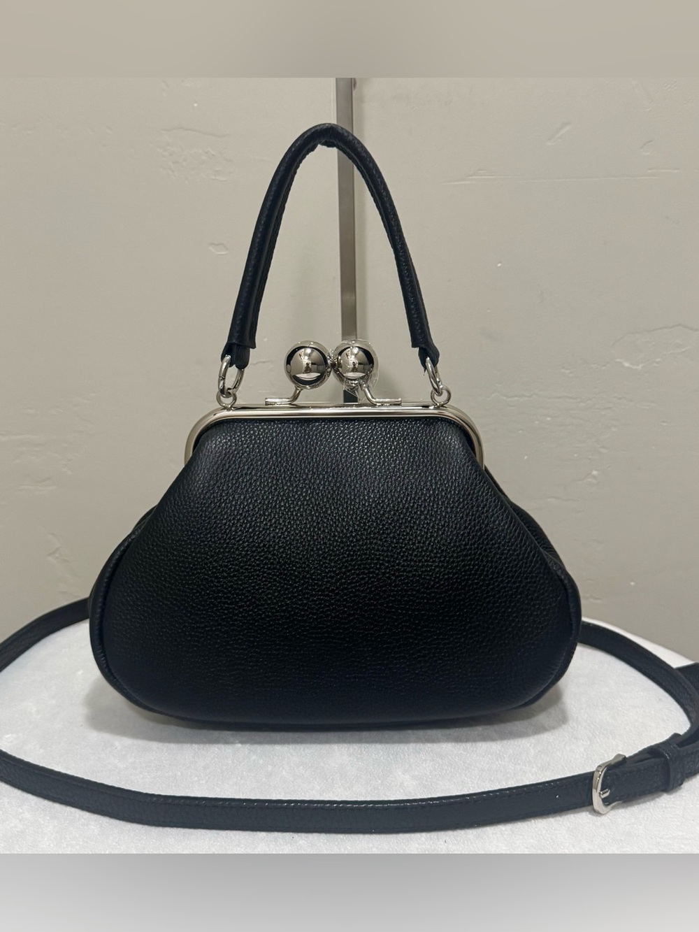 Black Togo Cowhide Calfskin Handmade Kisslock Frame Bag, Multi Use Style